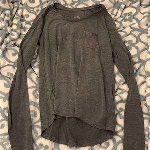 Gray long sleeve shirt